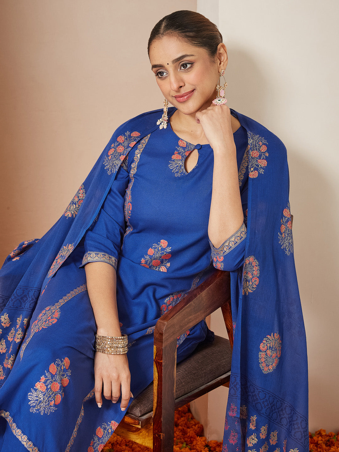 Janasya Women's Royal Blue Rayon Gold Floral Printed Straight Kurta Set