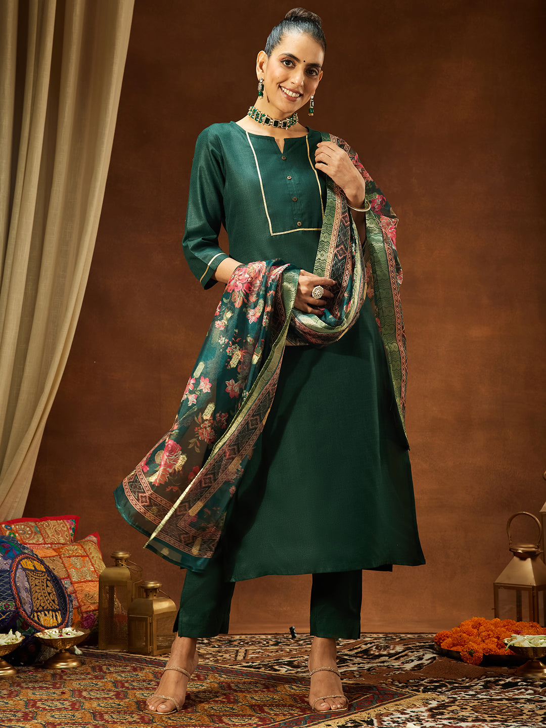 Janasya Women's Dark Green Cotton Blend Yoke Design Straight Kurta Set With Printed Dupatta