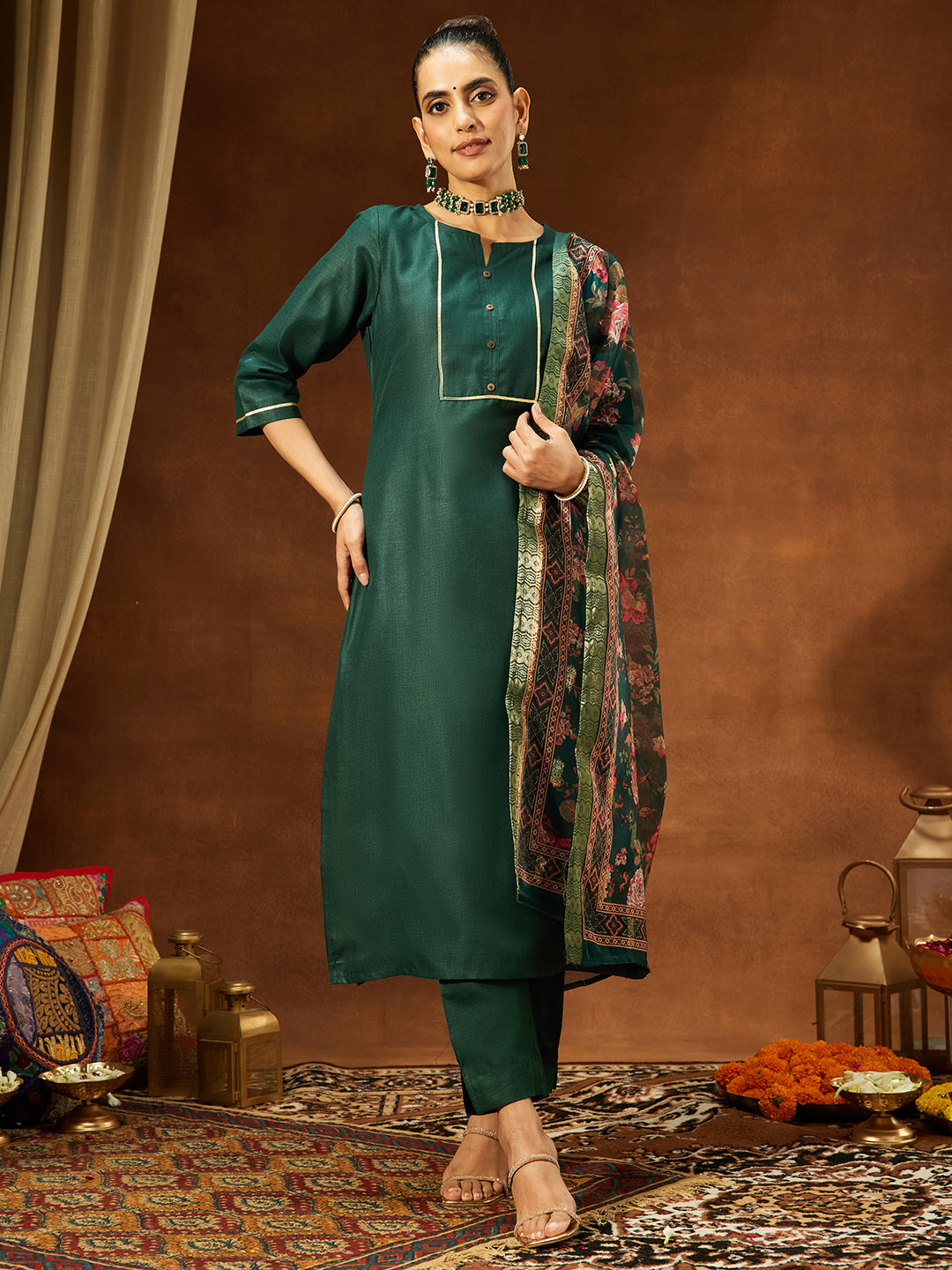 Janasya Women's Dark Green Cotton Blend Yoke Design Straight Kurta Set With Printed Dupatta