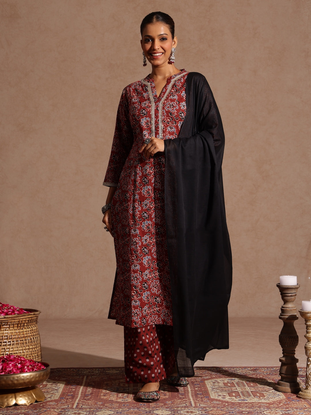 Janasya Women's Maroon Pure Cotton Floral Printed Straight Kurta Set