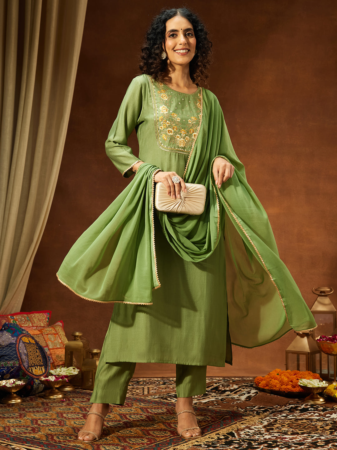 Janasya Women's Sage Green Silk Blend Zari Yoke Embroidered Straight Kurta Set