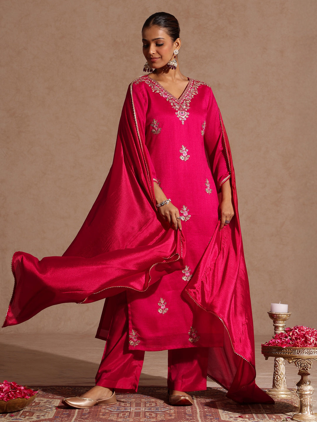 Janasya Women's Pink Silk Blend Zari Embroidered Straight Kurta Set
