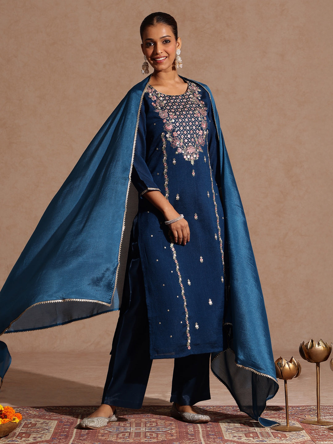 Janasya Women's Teal Blue Silk Blend Zari Embroidered Straight Kurta Set