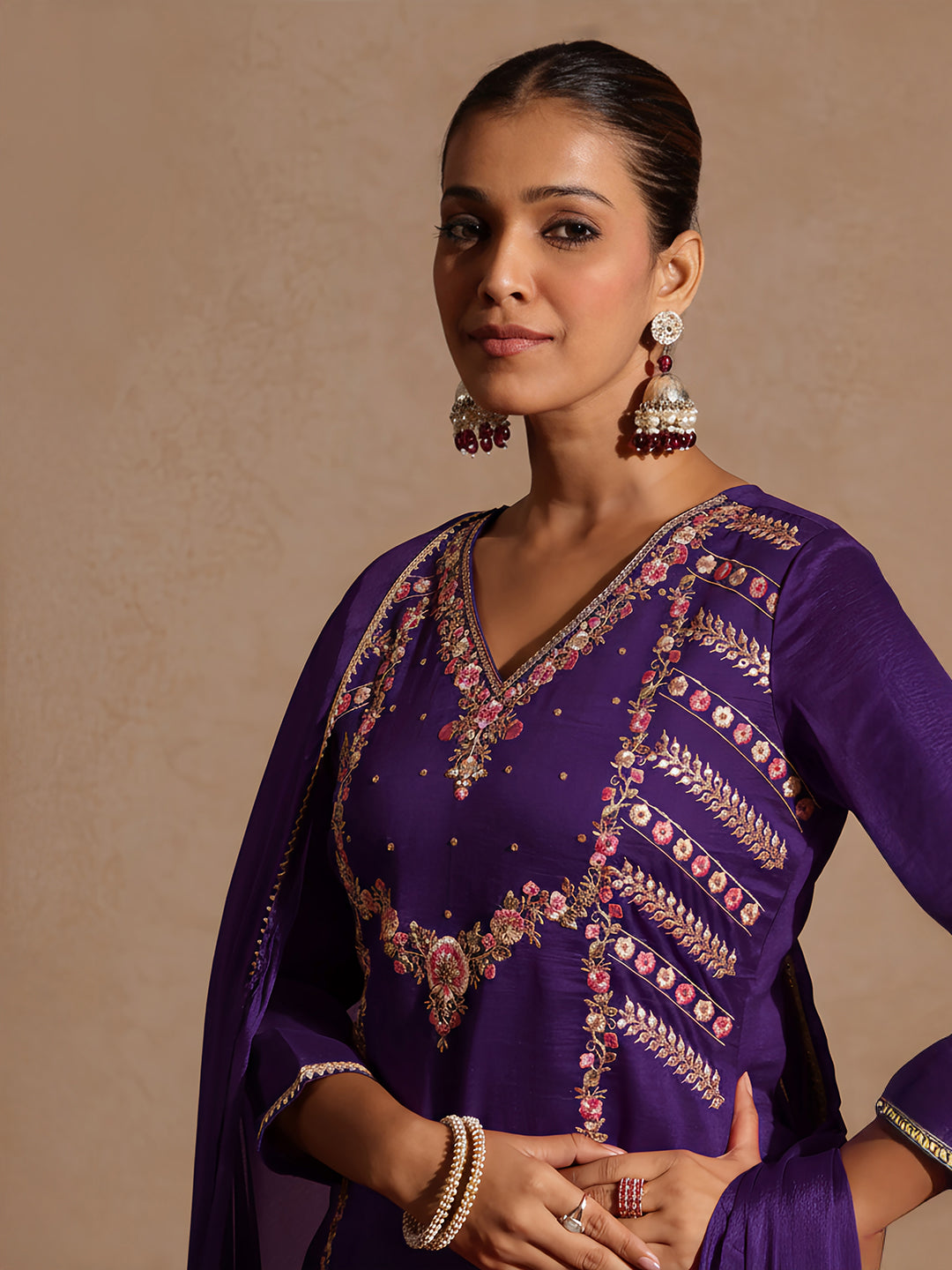 Janasya Women's Purple Silk Blend Embroidered Straight Kurta Set