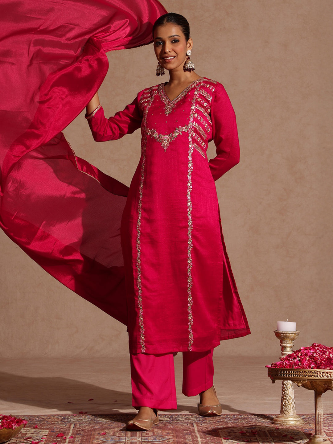 Janasya Women's Pink Silk Blend Zari Embroidered Straight Kurta Set