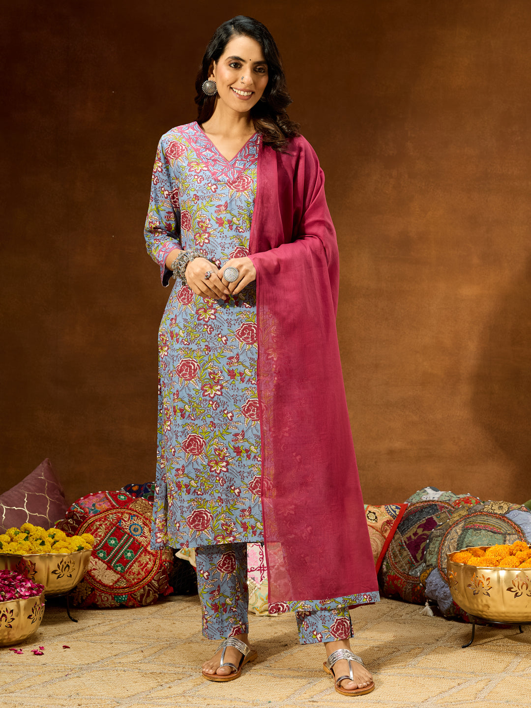 Janasya Women's Blue Pure Cotton Floral Printed Straight Kurta Set