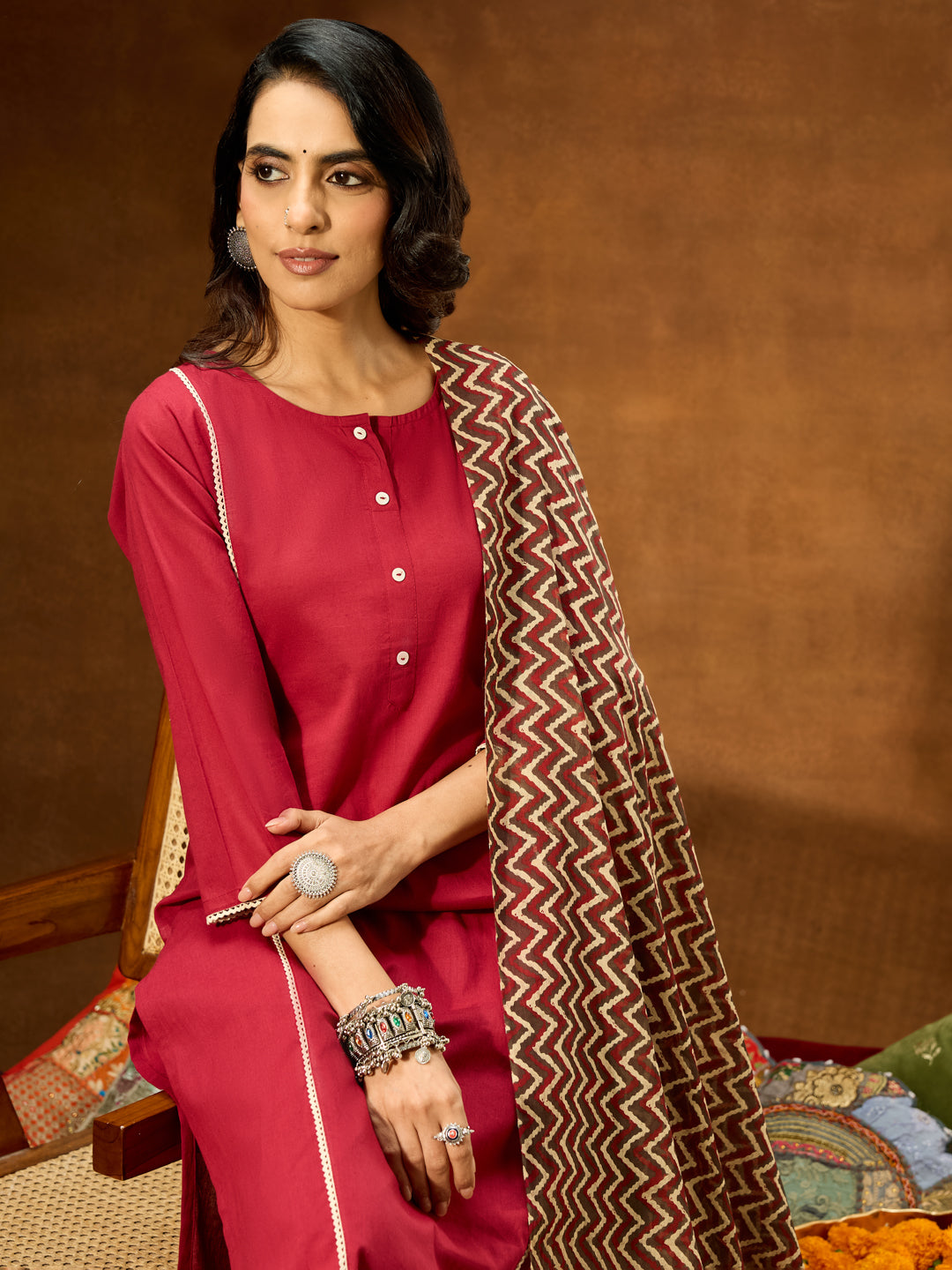 Janasya Women's Maroon Pure Cotton Solid Straight Kurta Set With Printed Dupatta