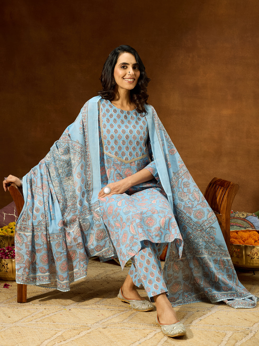 Janasya Women's Light Blue Pure Cotton Floral Printed Straight Kurta Set