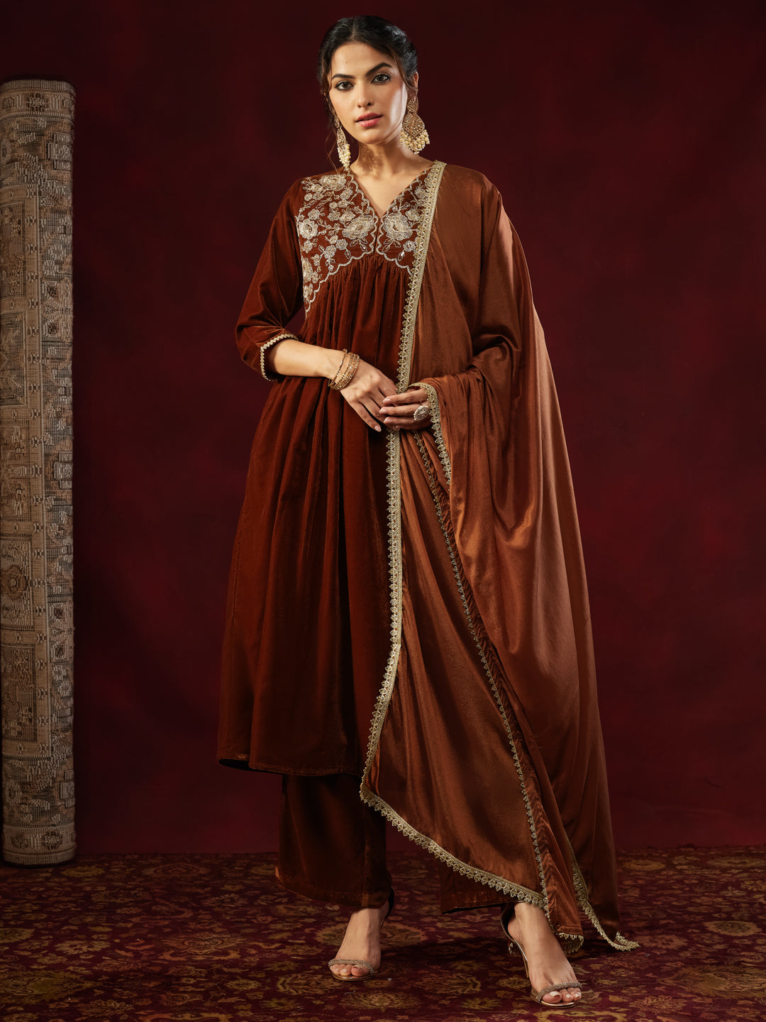 Janasya Women's Brown Velvet Zari Embroidered A-line Kurta Set