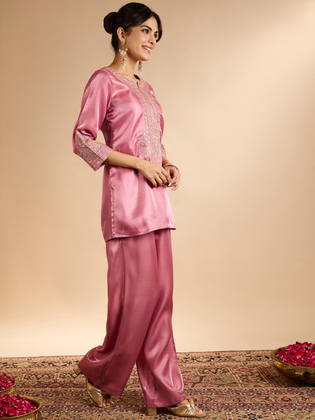 Janasya Women's Pink Silk Blend Floral Zari Embroidered Straight Co-Ord Set