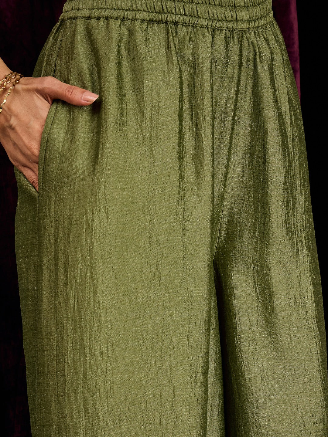 Janasya Women's Olive Green Silk Blend Floral Zari Mirror Work Embroidered Straight Kurta with Palazzo And Dupatta Set