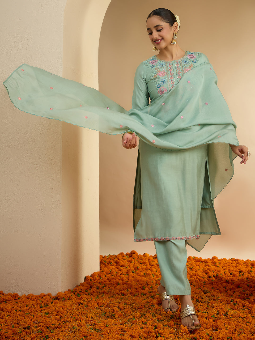 Janasya Women's Mint Green Chanderi Silk Yoke Embroidered Straight Kurta Set