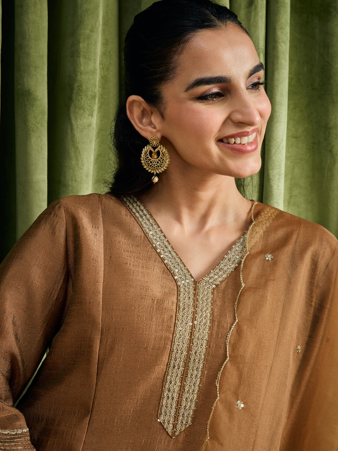 Janasya Women's Bronze Silk Blend Embroidered Anarkali Kurta Set