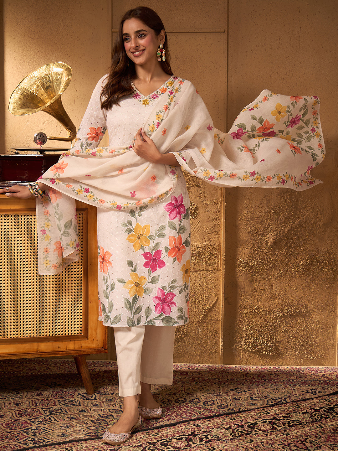 Janasya Women's Beige Pure Cotton Schiffli Floral Printed Straight Kurta Set