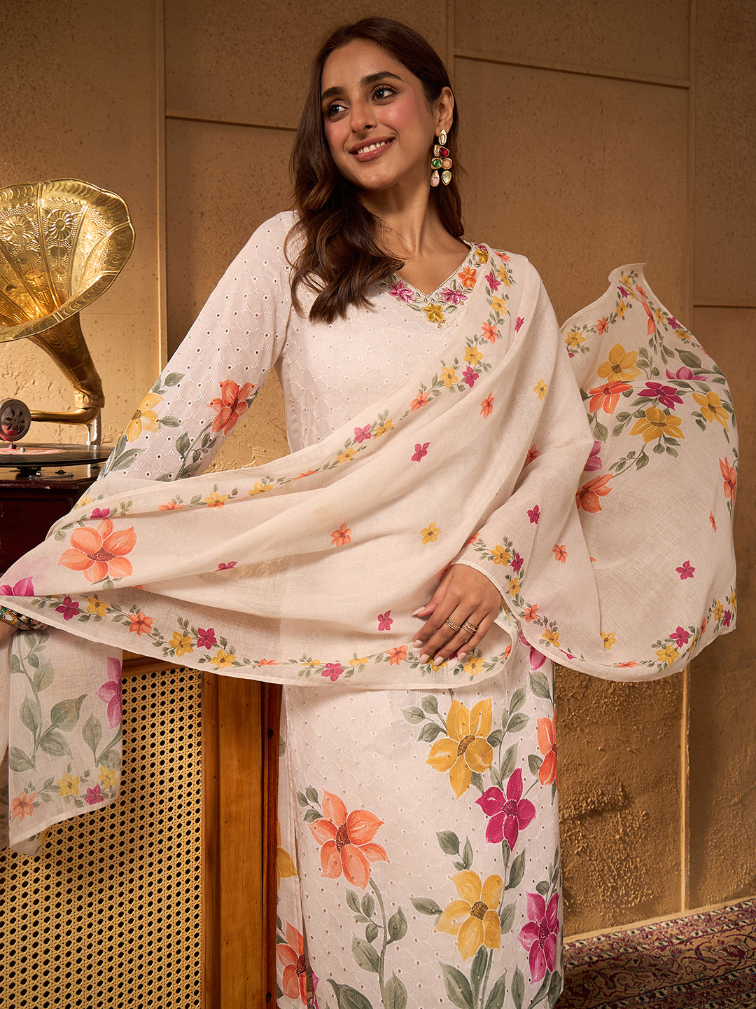 Janasya Women's Beige Pure Cotton Schiffli Floral Printed Straight Kurta Set