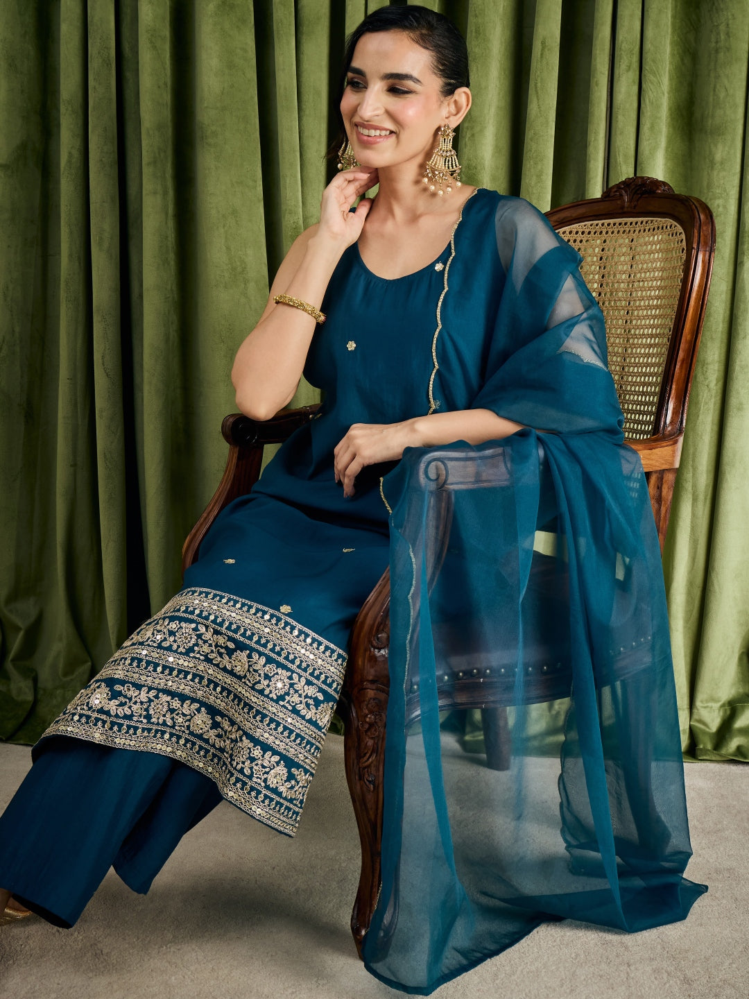 Janasya Women's Teal Blue Chanderi Silk Floral Embroidered Straight Kurta Set