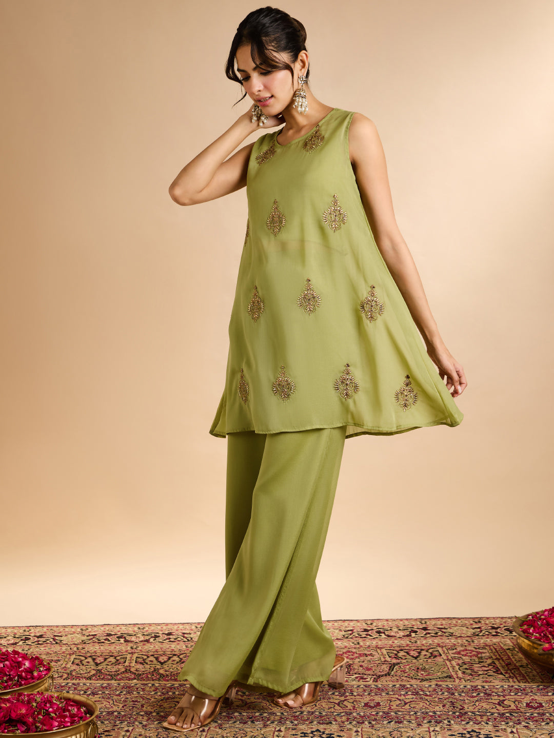 Janasya Women's Green Georgette Floral Zari Embroidered A-Line Co-Ord Set