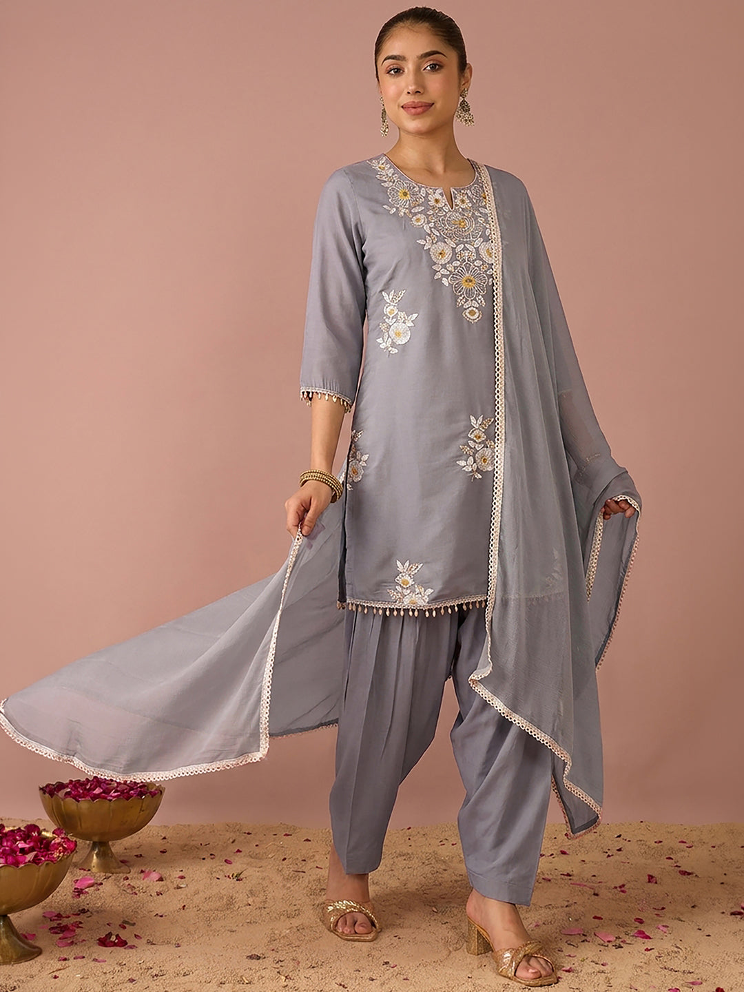 Janasya Women's Grey Chanderi Silk Floral Sequins Embroidered Straight Kurta Salwar Set