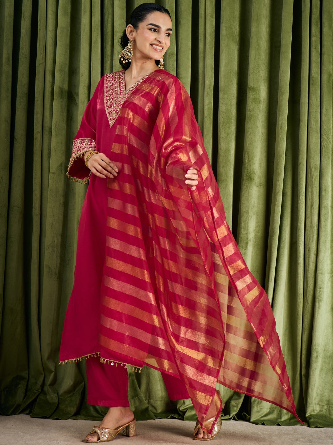 Janasya Women's Pink Silk Blend Floral Yoke Embroidered Straight Kurta Set