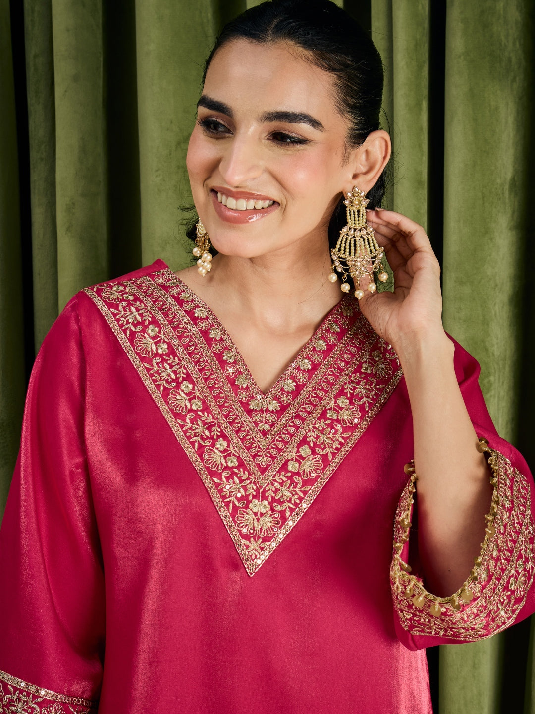 Janasya Women's Pink Silk Blend Floral Yoke Embroidered Straight Kurta Set