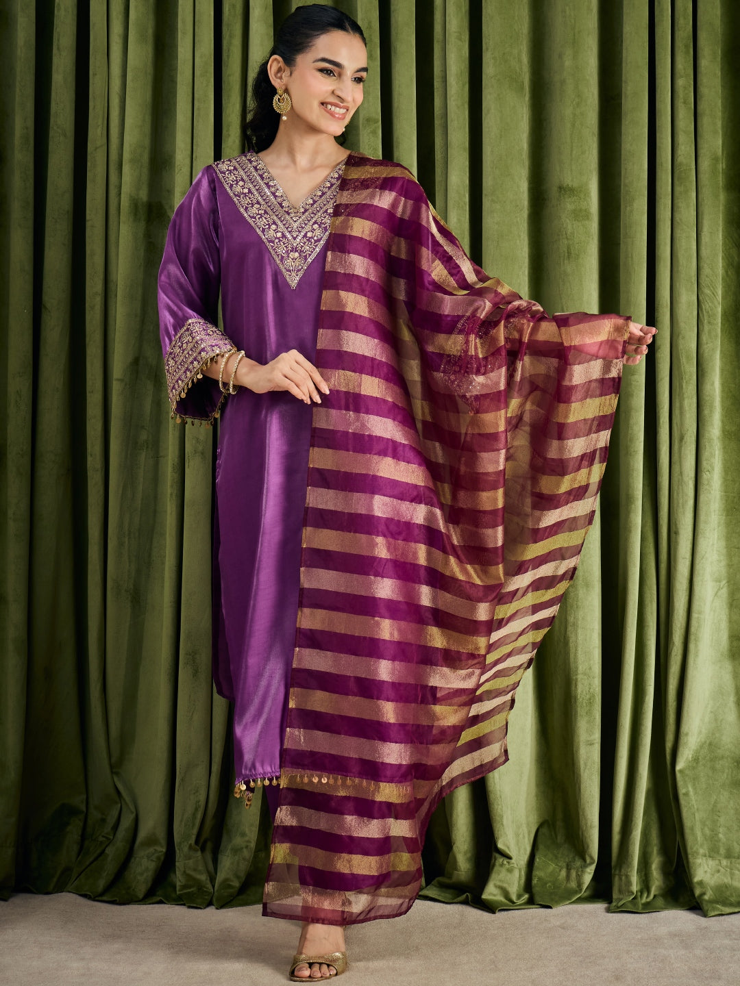 Janasya Women's Purple Silk Blend Floral Yoke Embroidered Straight Kurta Set