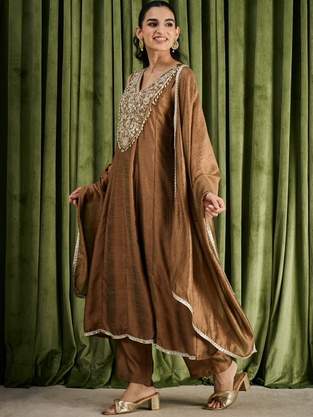 Janasya Women's Bronze Silk Blend Beads Zari Yoke Embroidered Anarkali Set