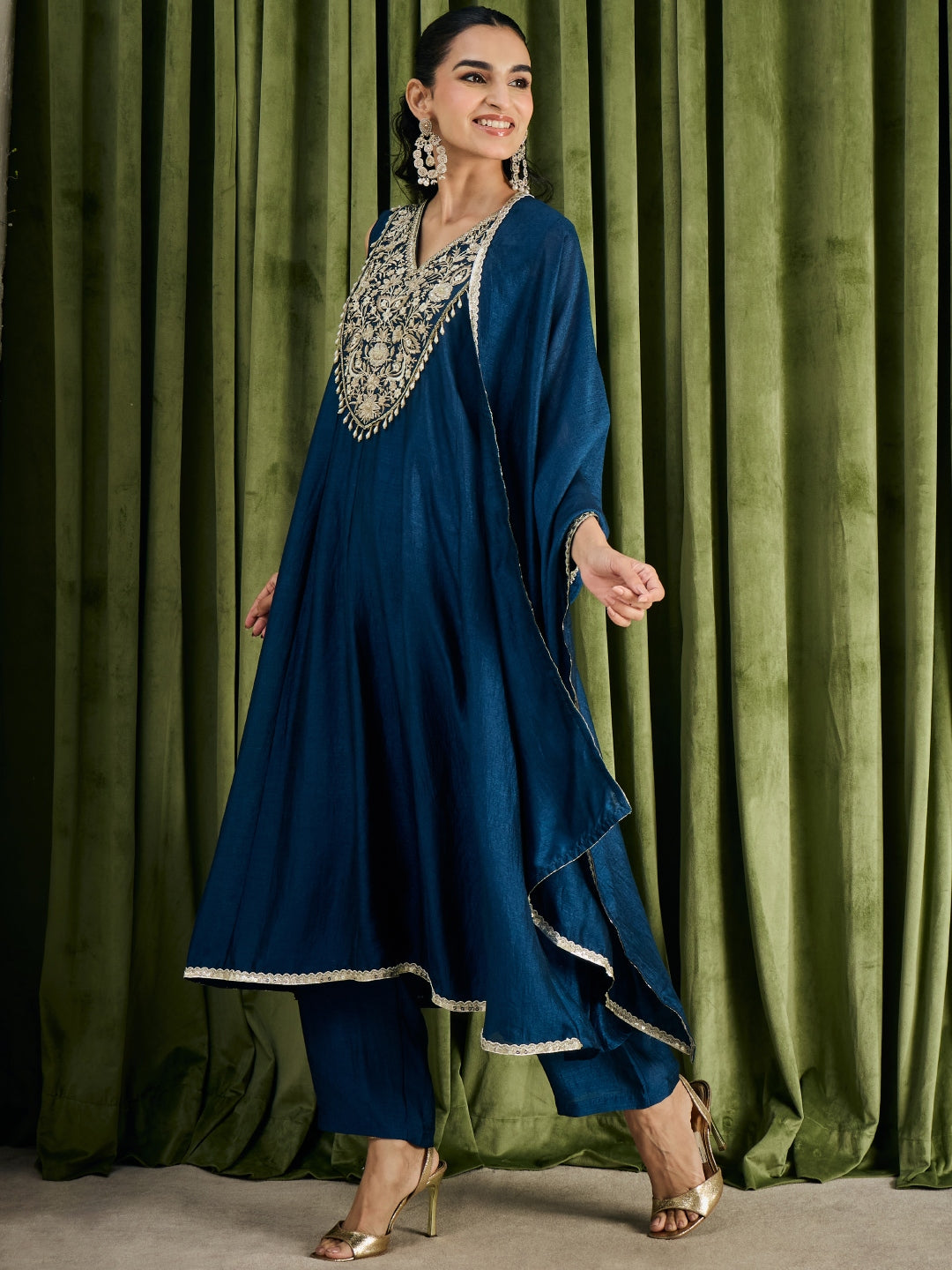 Janasya Women's Teal Blue Silk Blend Sequins And Beads Yoke Embroidered Anarkali Kurta Set