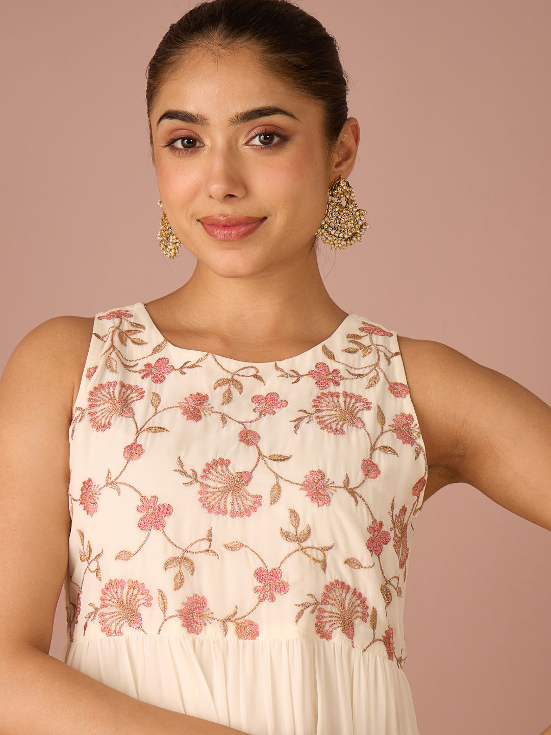 Janasya Women's White Georgette Floral Sequins And Zari Embroidered Tiered Flared Kurta Set