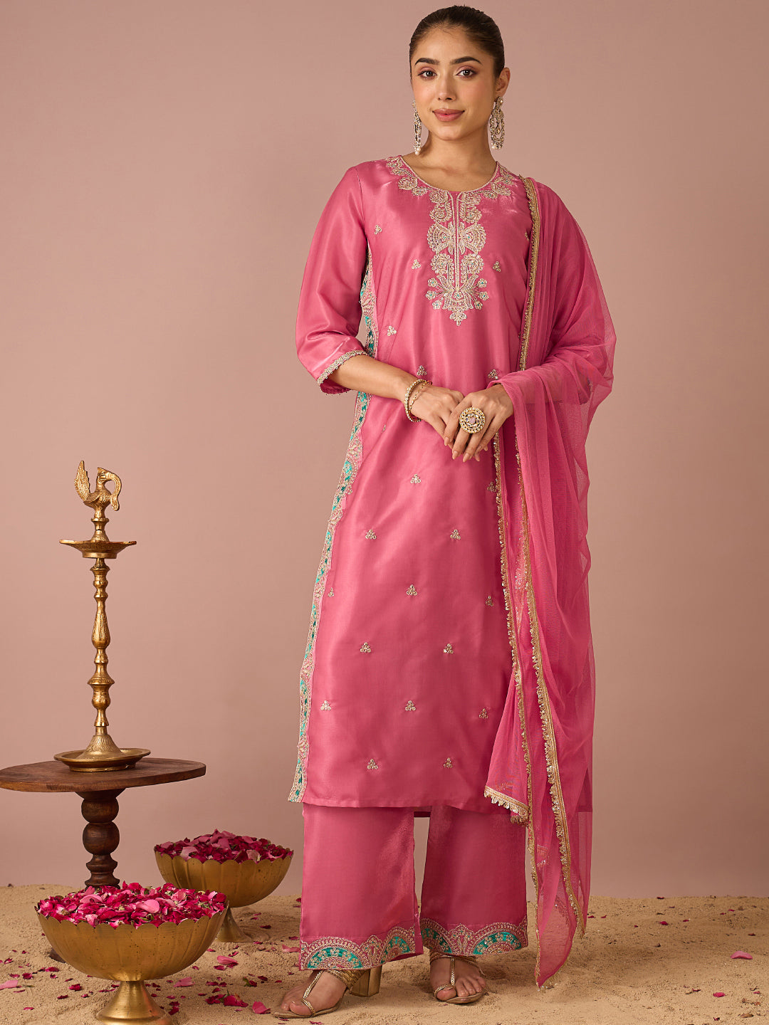 Janasya Women's Pink Silk Blend Floral Zari Embroidered Straight Kurta Set
