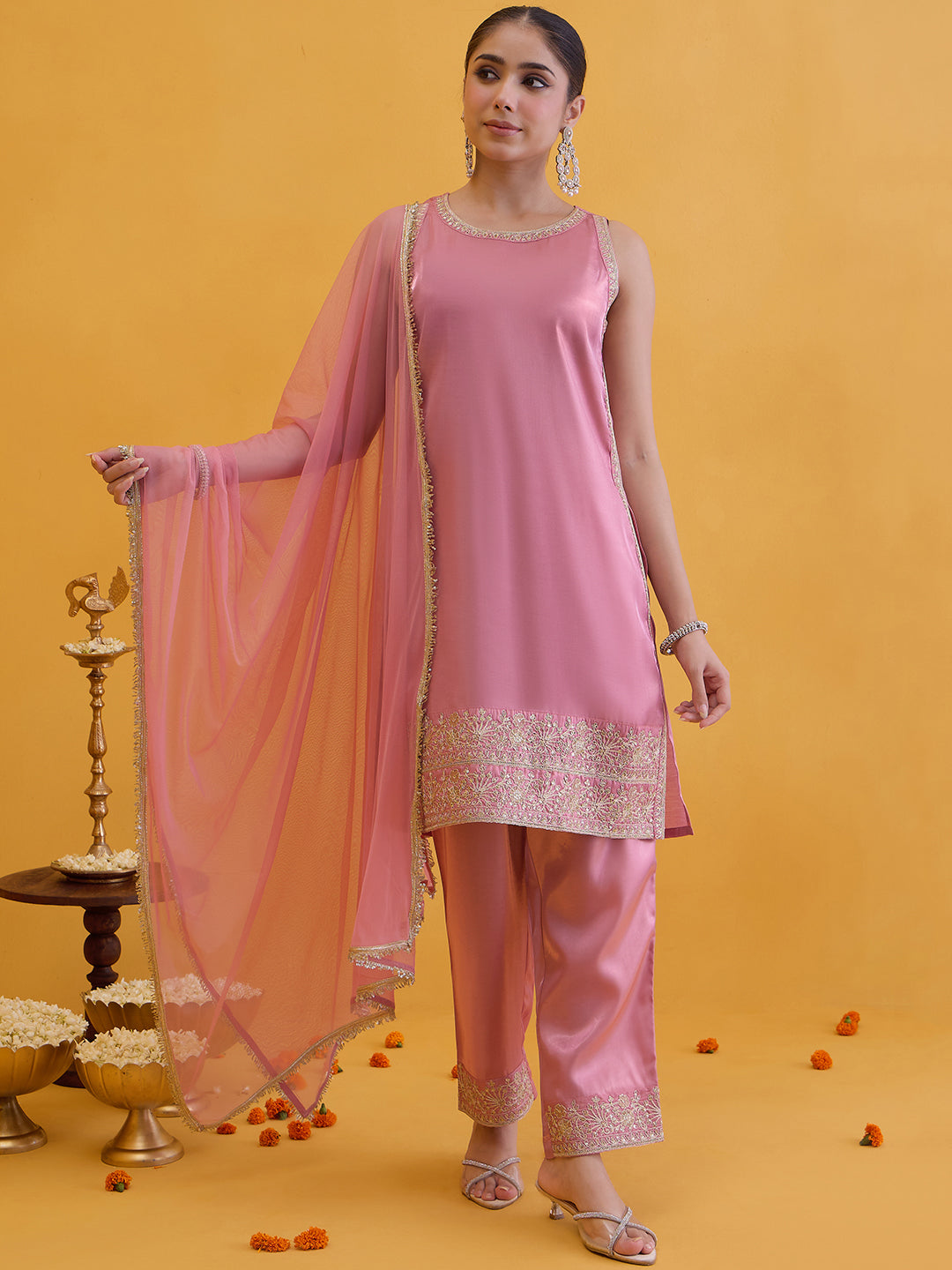 Janasya Women's Pink Silk Blend Floral Zari Embroidered Straight Kurta Set