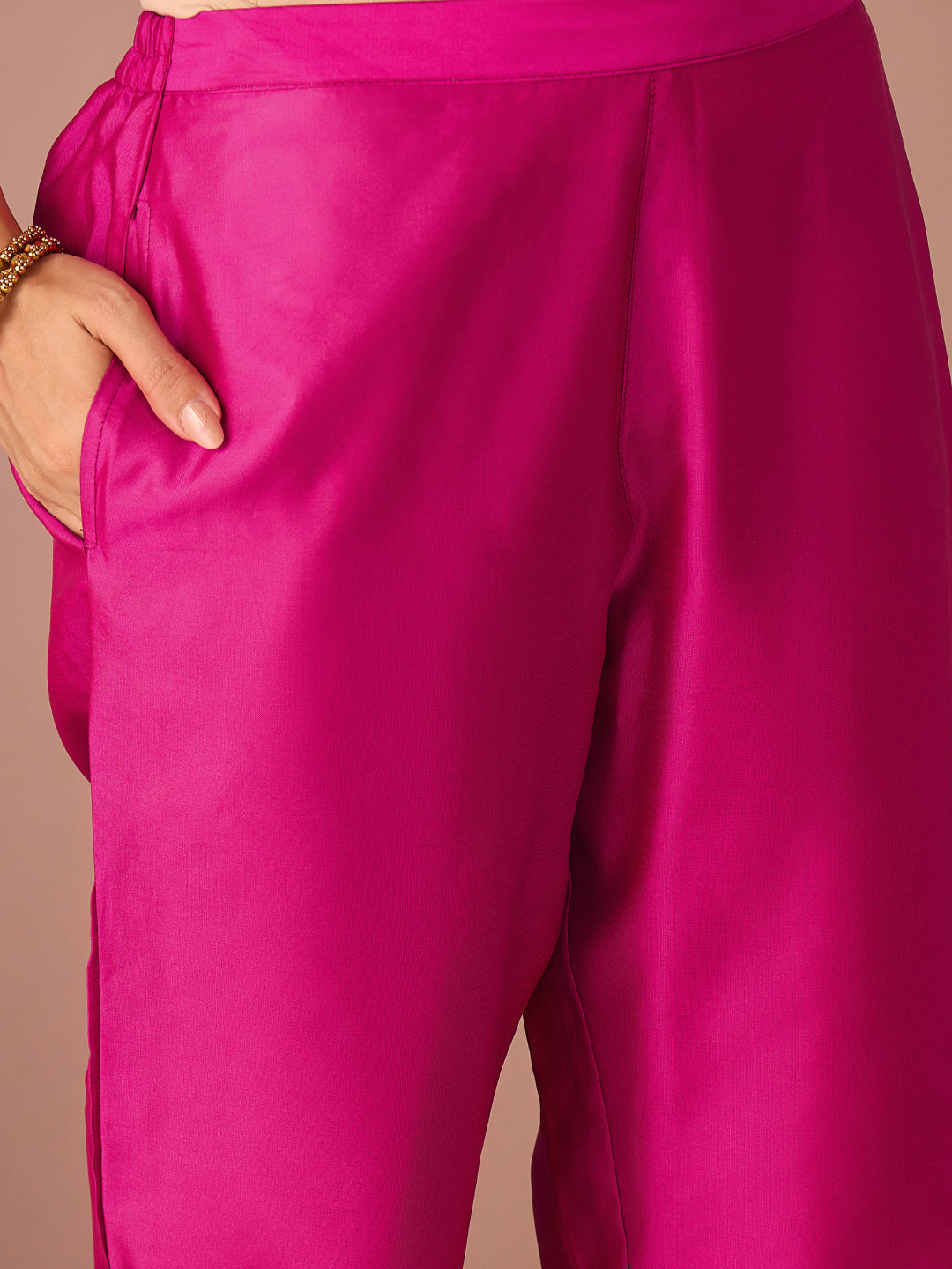 Janasya Women's Pink Chanderi Silk Floral Zari Embroidered Straight Kurta Set