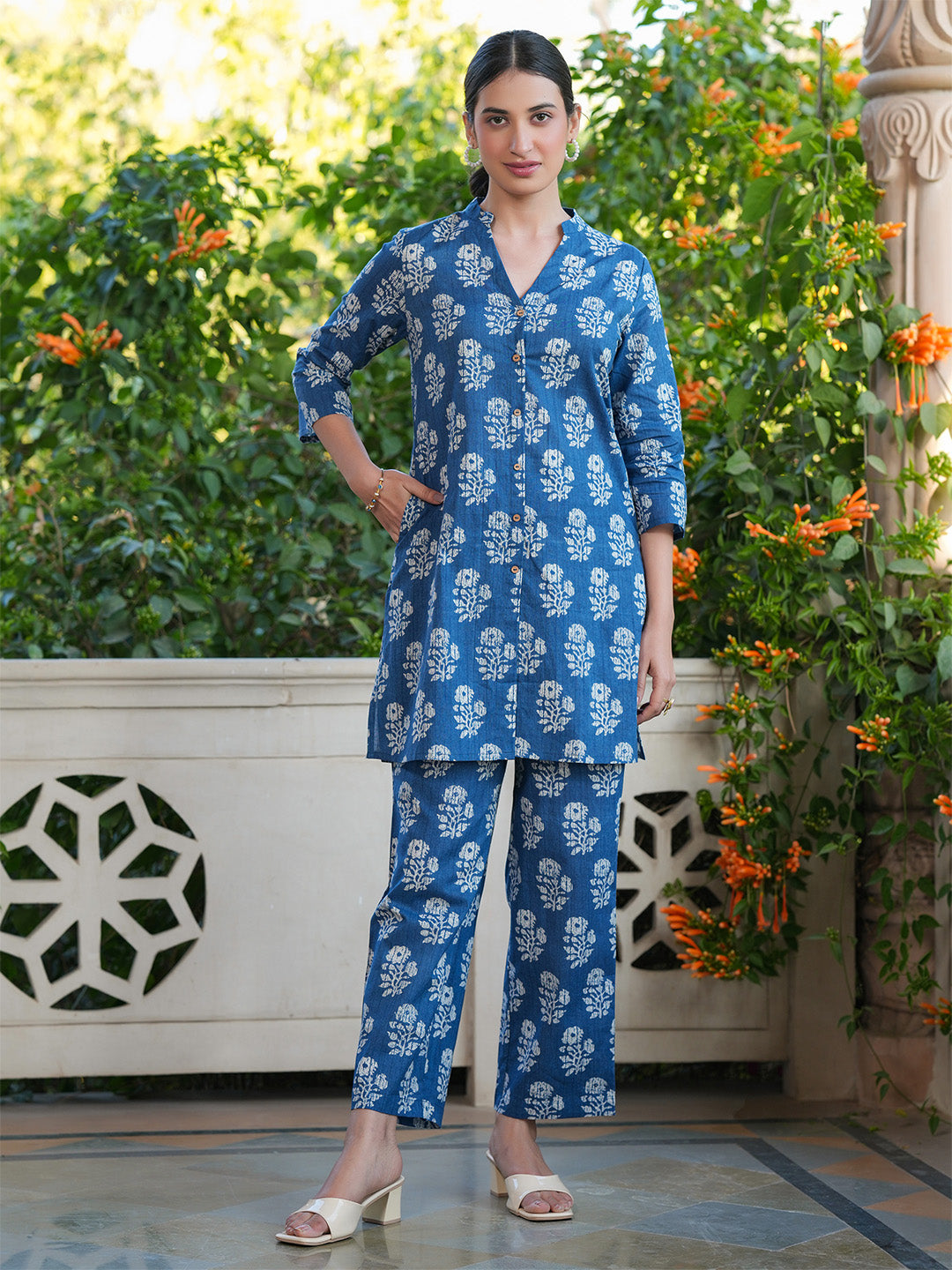 Indigo Pure Cotton Batik Printed Straight Co-ord Set