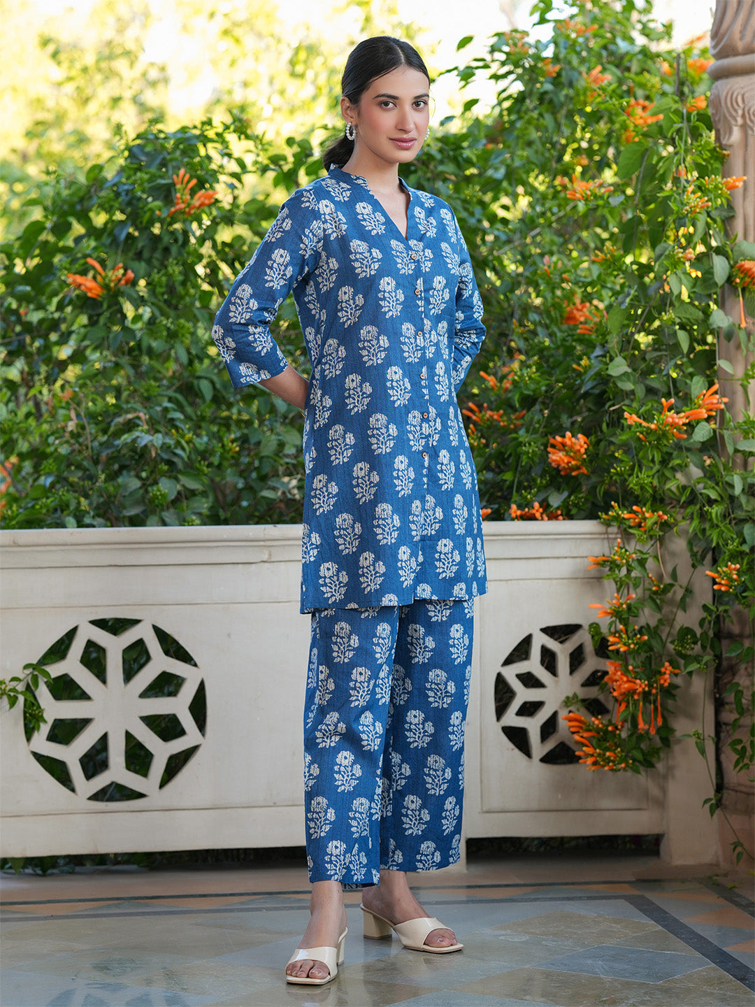 Indigo Pure Cotton Batik Printed Straight Co-ord Set