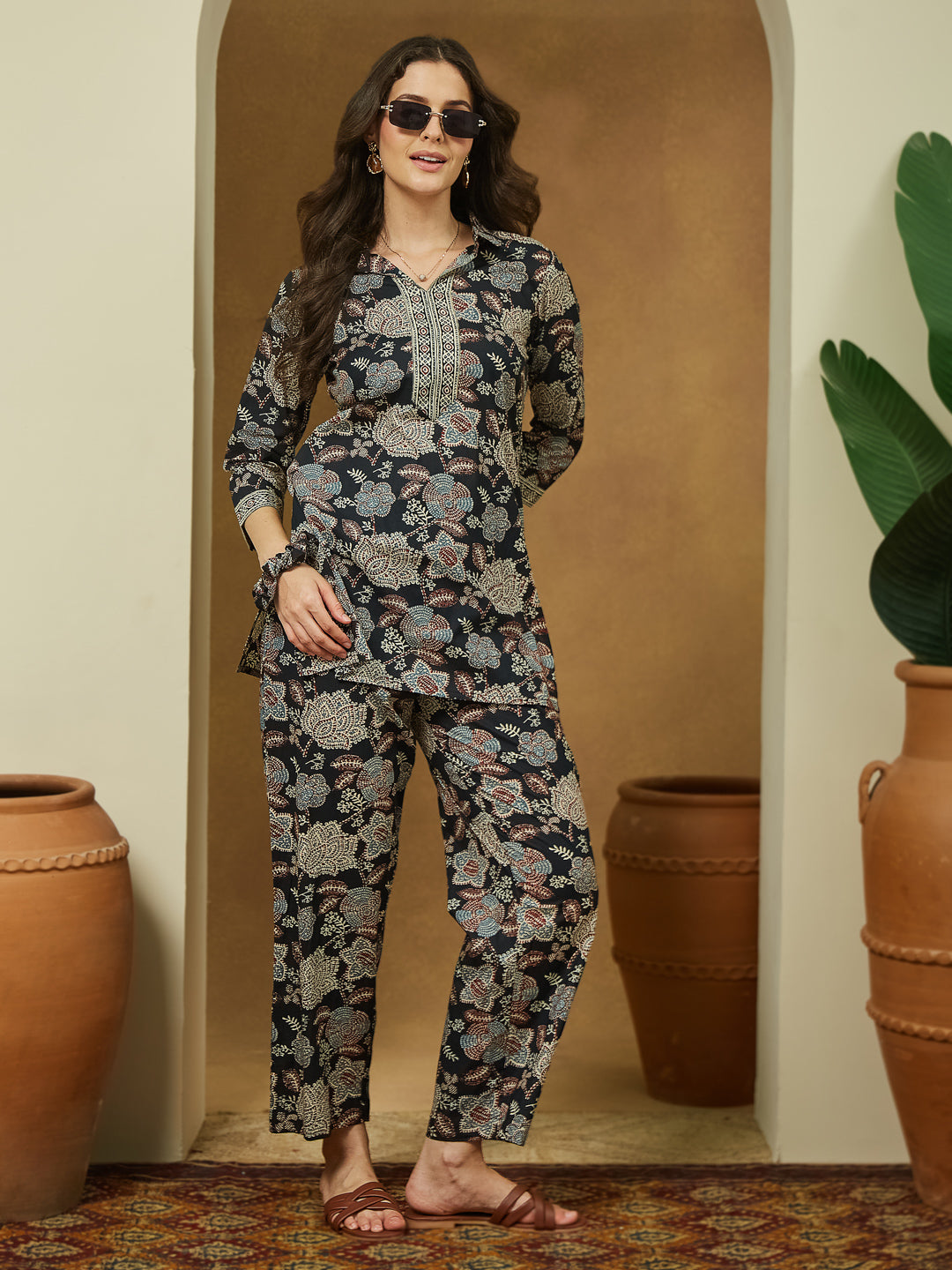 Janasya Women's Black Pure Cotton Floral Printed Straight Co-ord Set