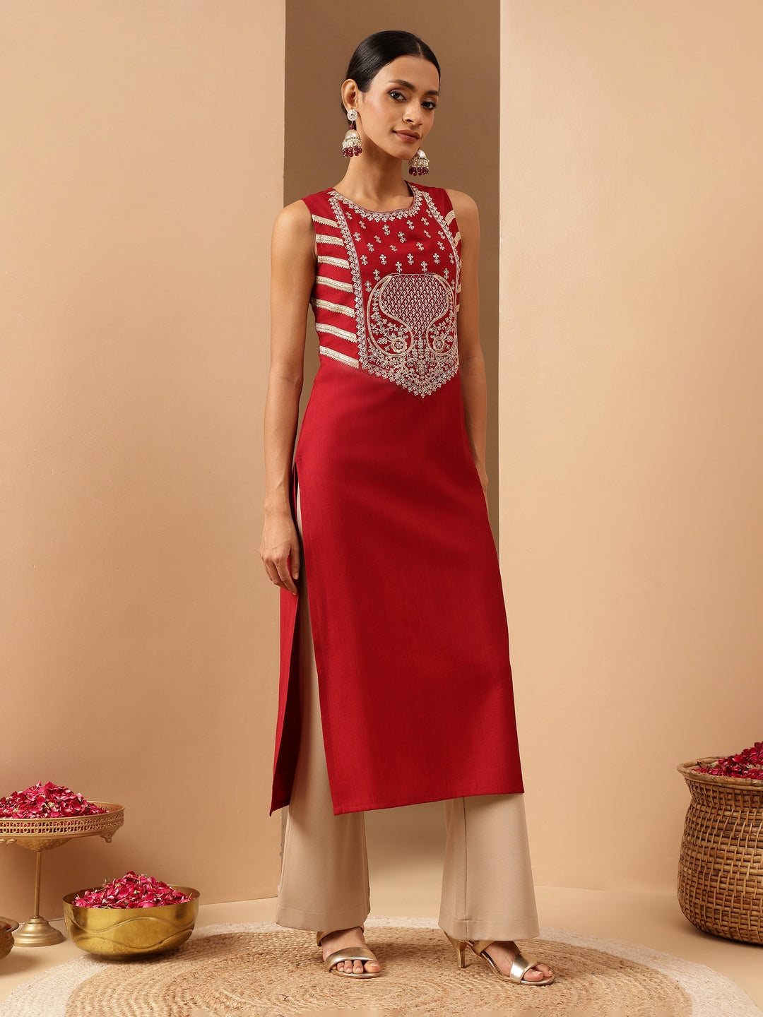 Janasya Women's Red Silk Blend Zari Embroidered Straight Kurta