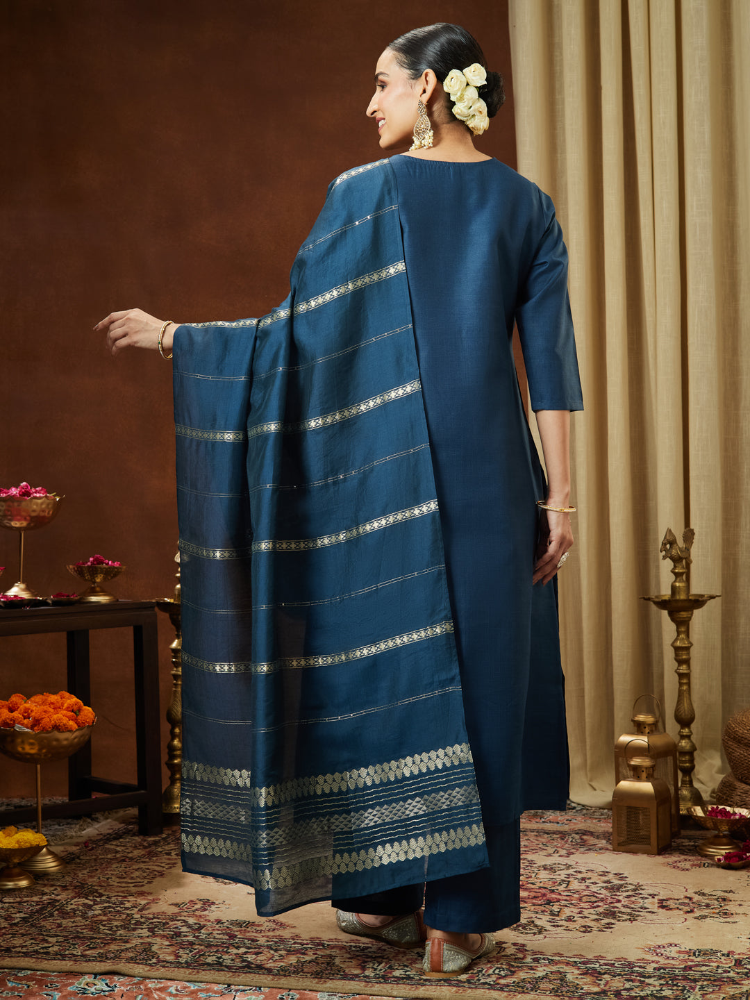 Janasya Women's Teal Blue Cotton Blend Yoke Design Straight Kurta Set