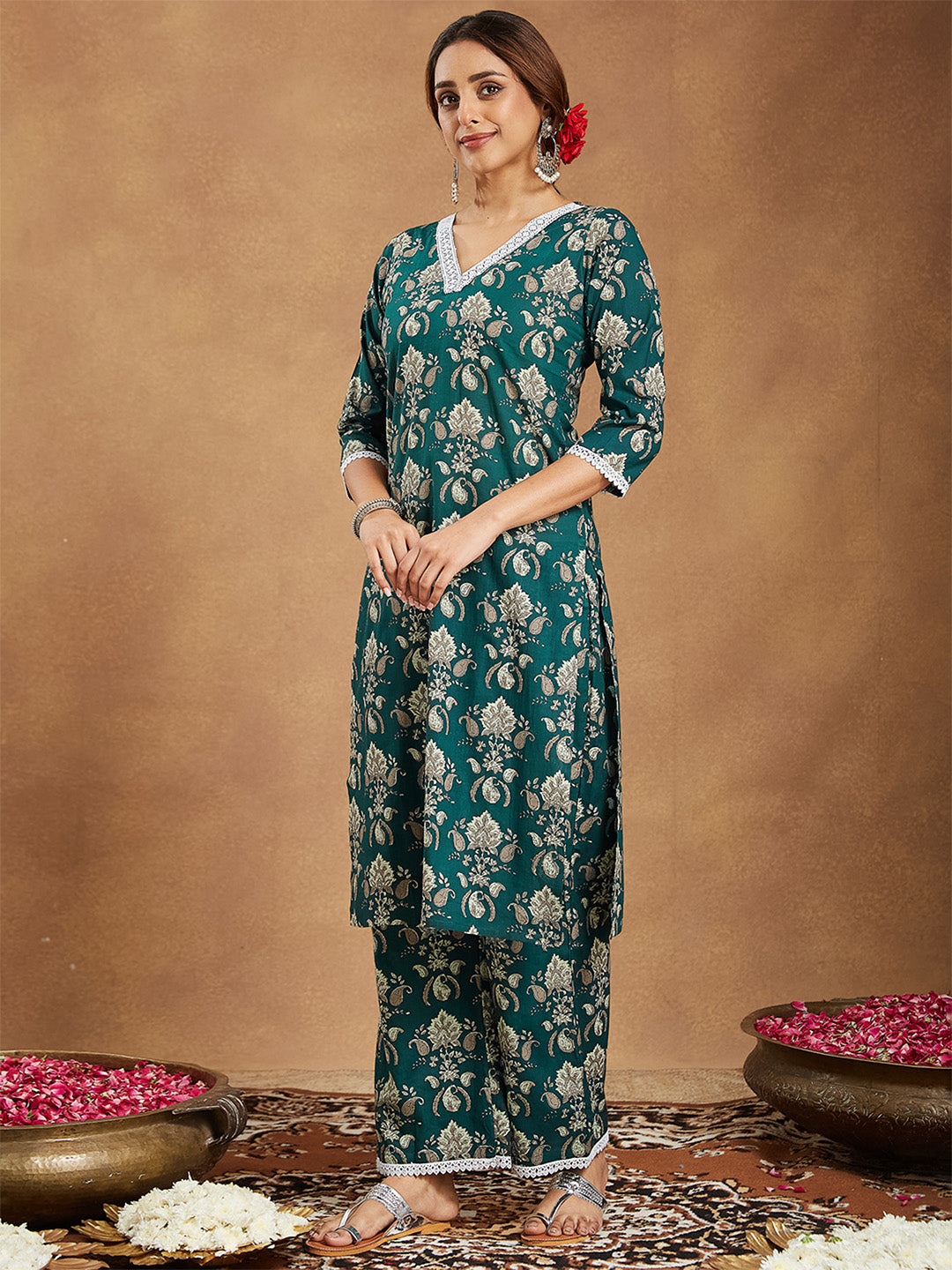 Janasya Women's Green Pure Cotton Paisley Printed Straight Kurta With Palazzo Set