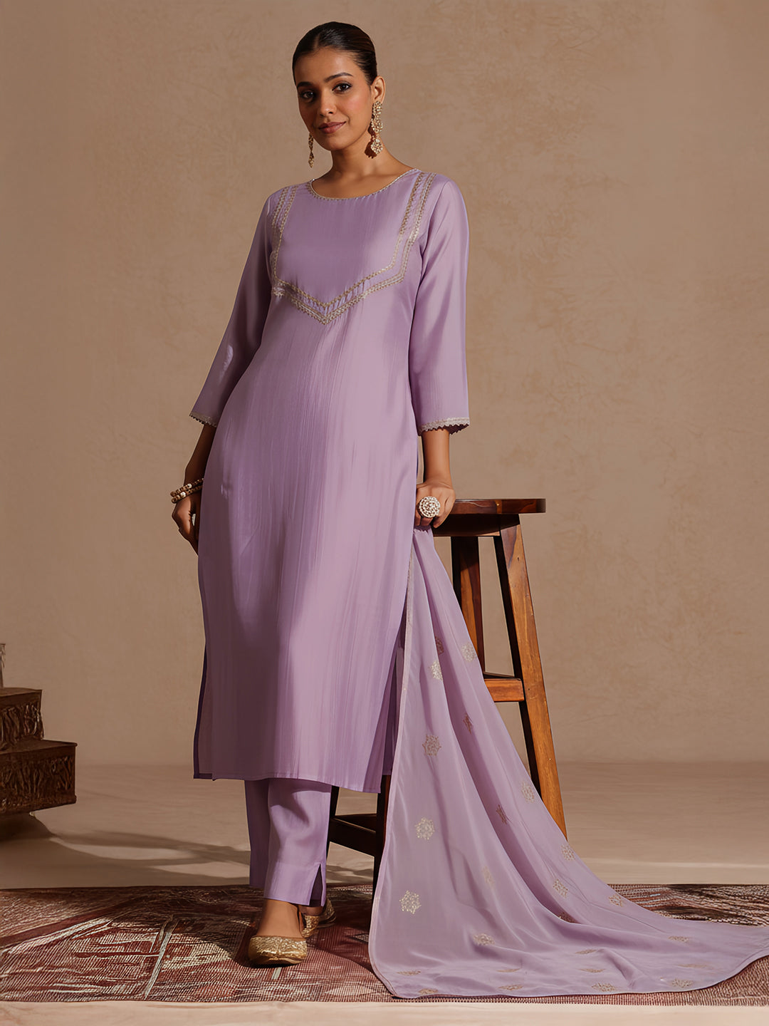 Janasya Women's Lavender Silk Blend Zari Yoke Design Straight Kurta Set