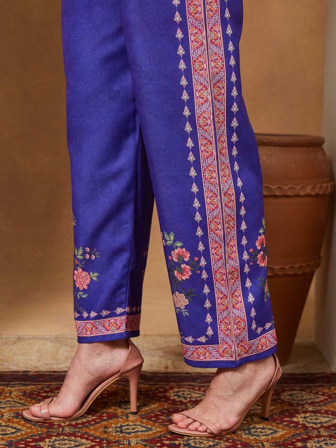 Janasya Women's Purple Cotton Blend Floral Printed Straight Kurta Set