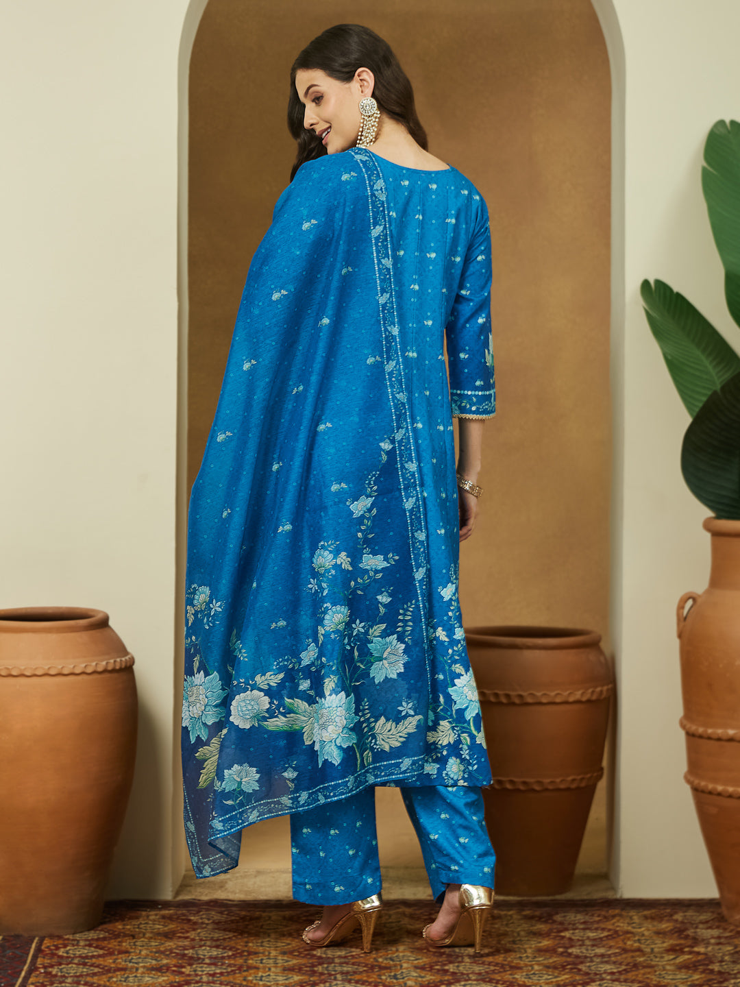 Janasya Women's Blue Cotton Blend Floral Printed Anarkali Kurta Set