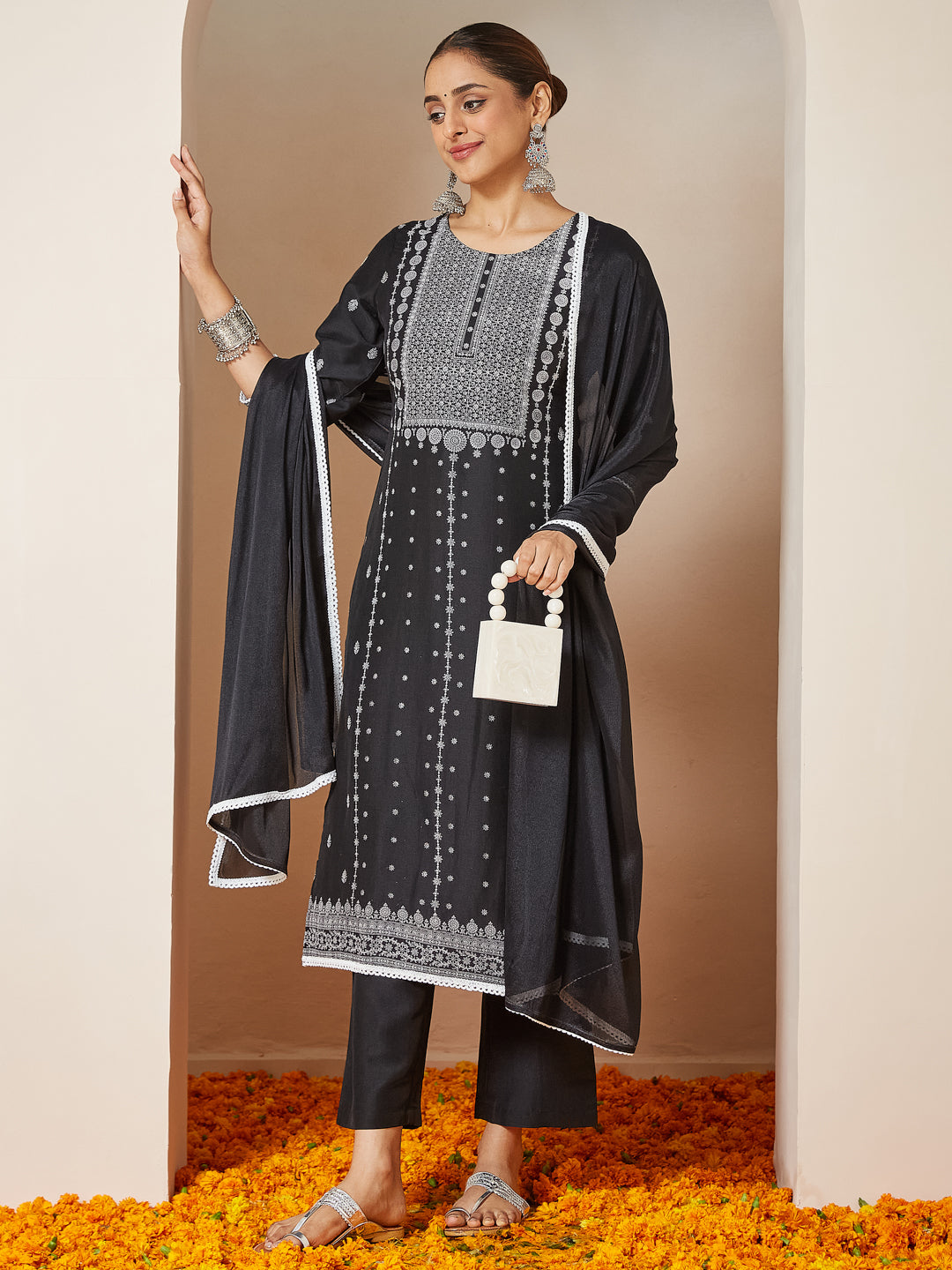 Janasya Women's Black Silk Blend Embellished Straight Kurta Set
