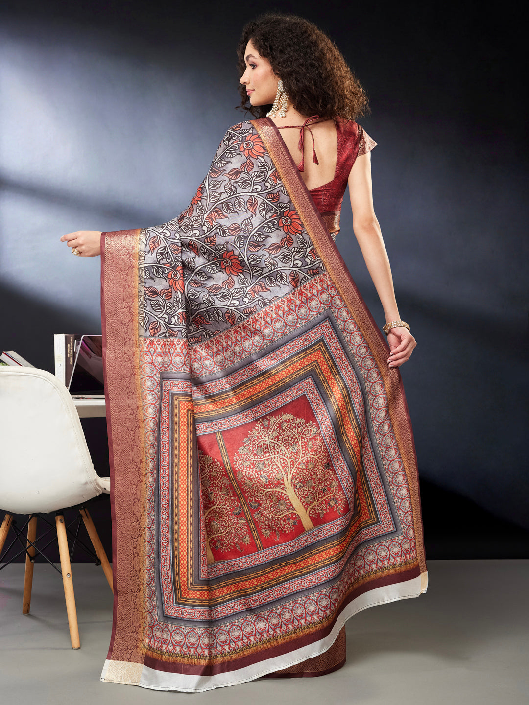 Janasya Women's Grey Silk Blend Ready To Wear Floral Printed Saree With Unstitched Blouse