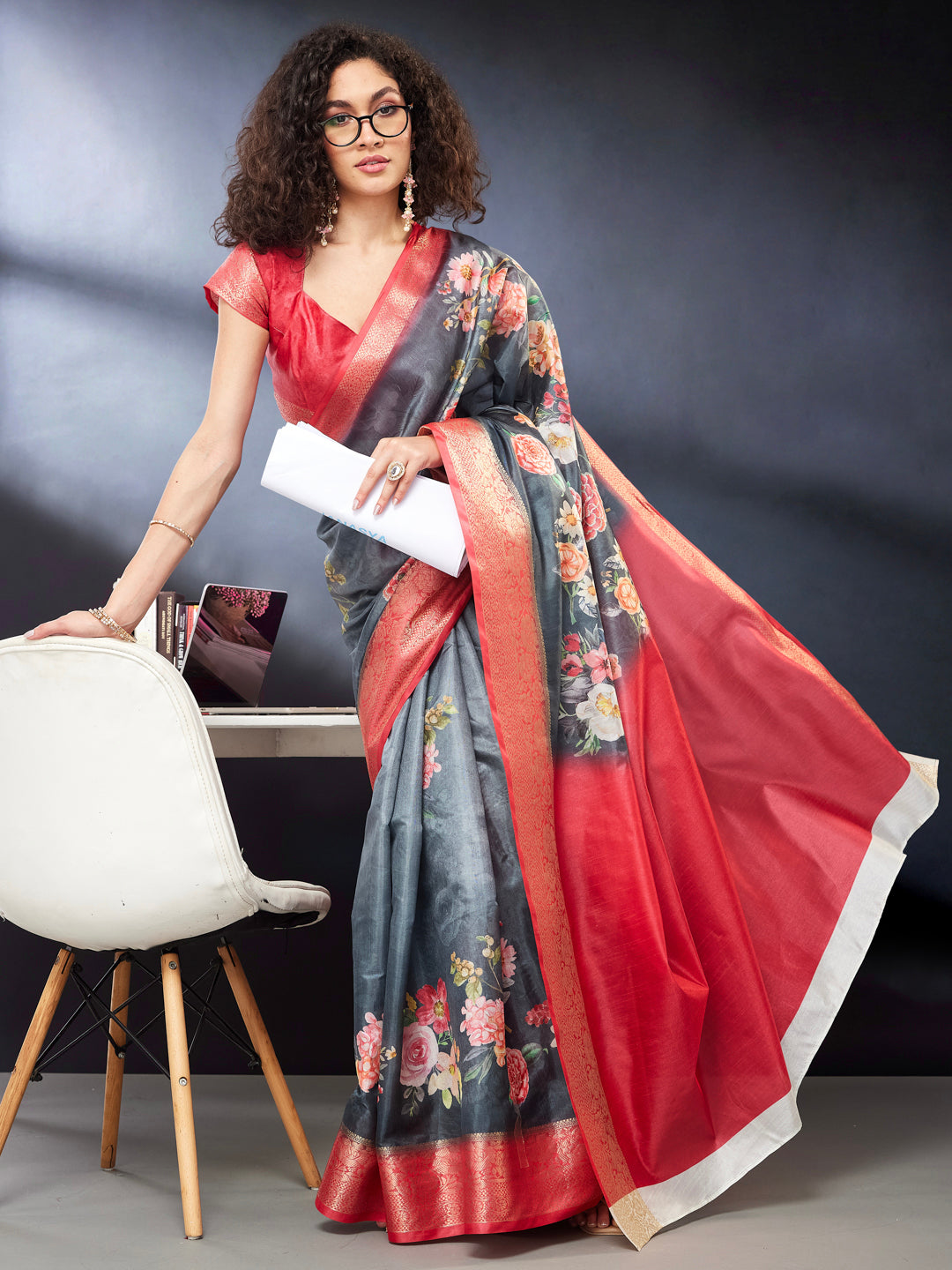 Janasya Women's Grey Silk Blend Ready To Wear Floral Printed Saree With Unstitched Blouse