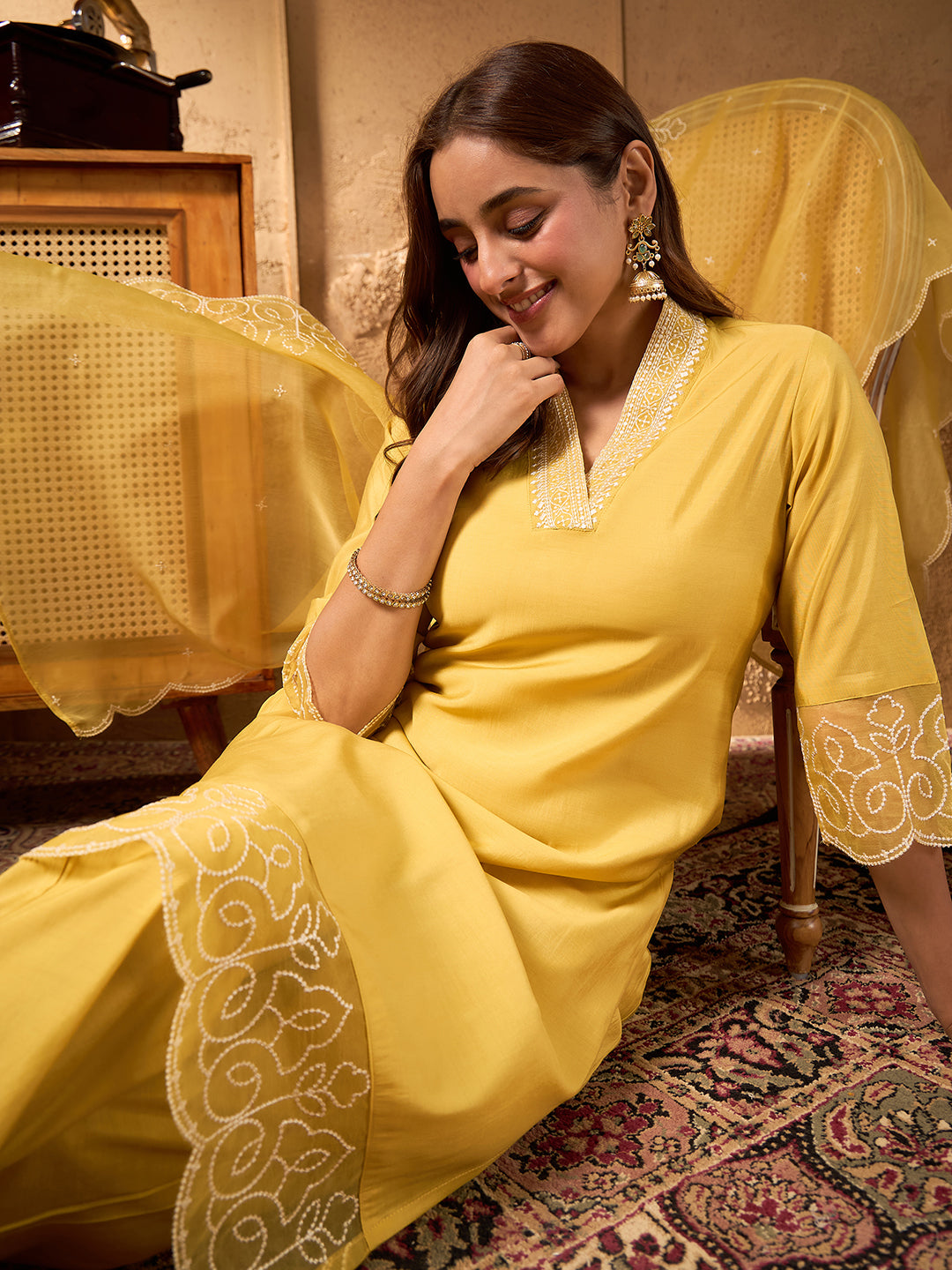 Janasya Women's Yellow Silk Blend Embroidered Straight Kurta Set