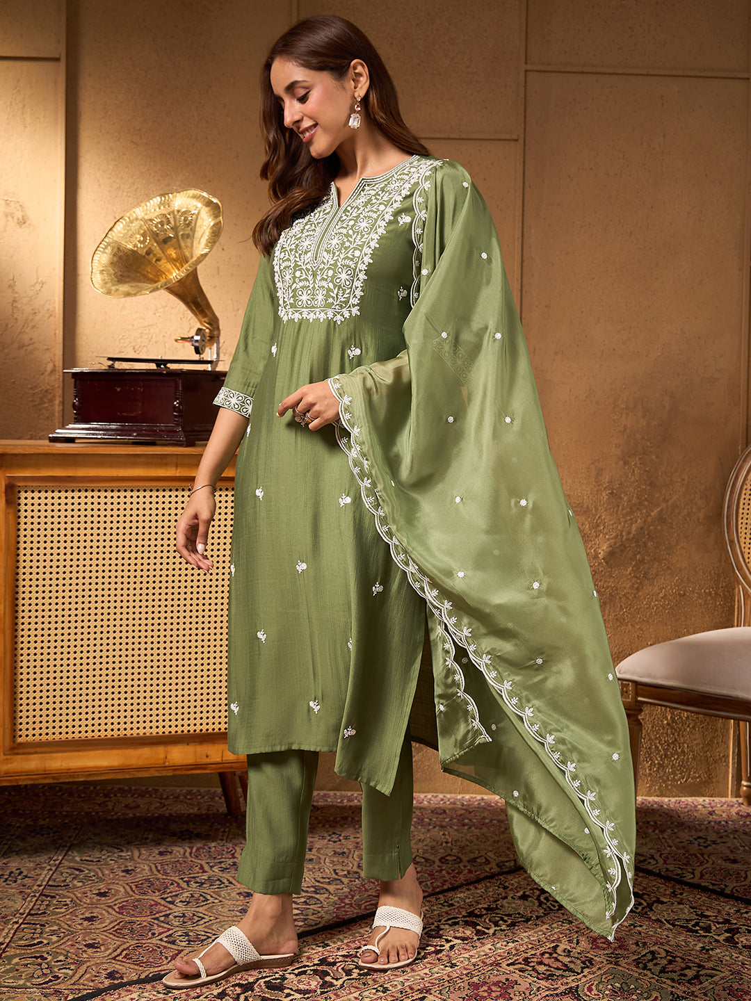 Janasya Women's Sage Green Silk Blend Floral Embroidered Straight Kurta Set