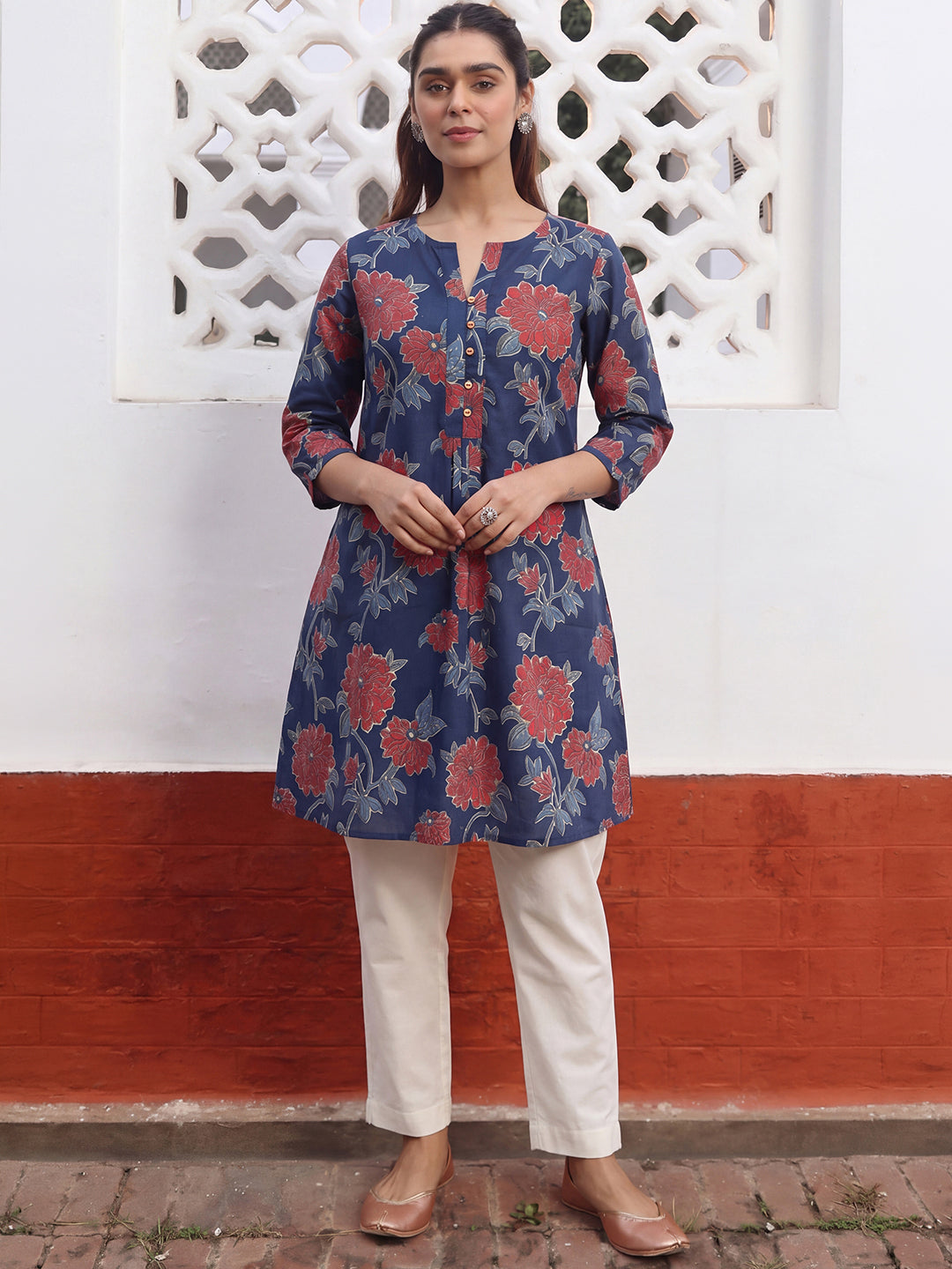 Janasya Women's Navy Blue Pure Cotton Floral Printed A-Line Tunic