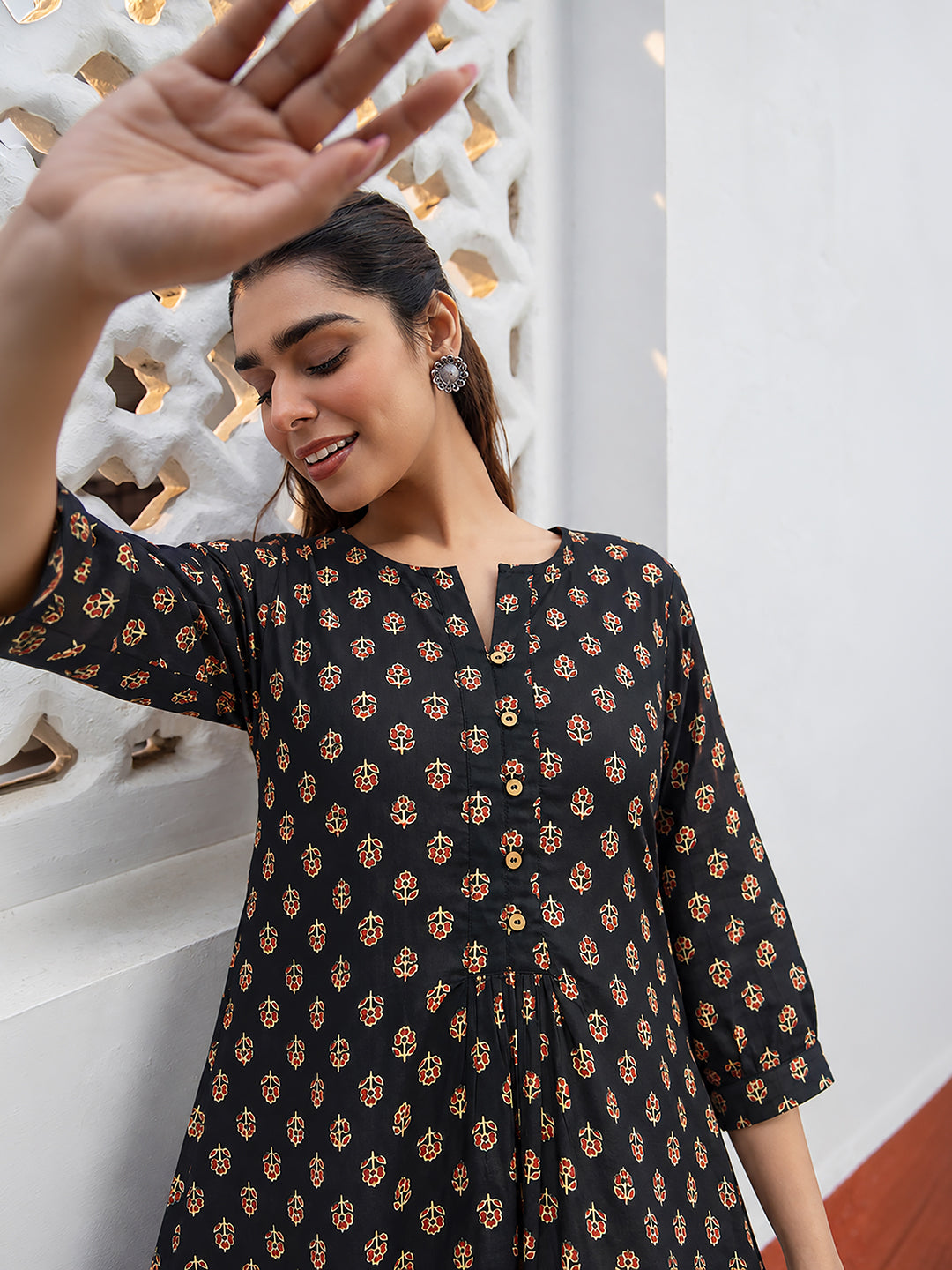 Janasya Women's Black Pure Cotton Floral Printed A-Line Tunic