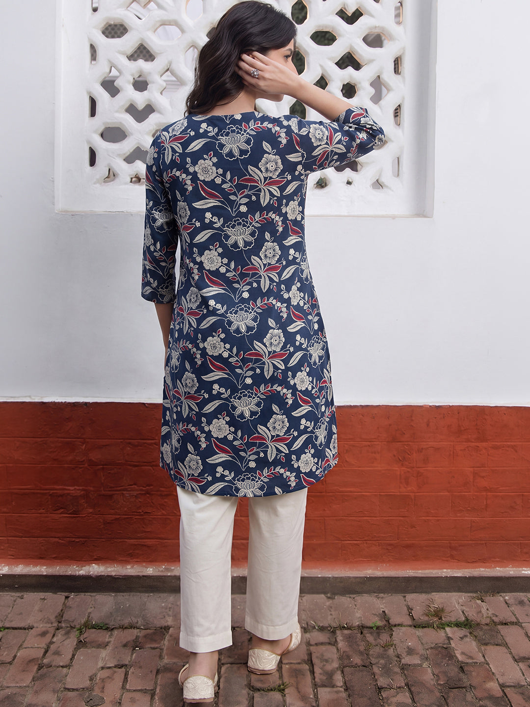 Janasya Women's Navy Blue Pure Cotton Floral Printed A-Line Tunic