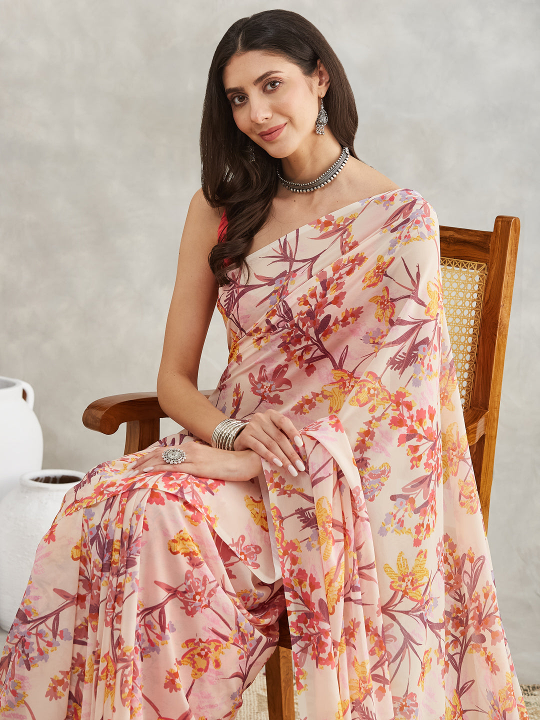 Janasya Women's Cream Georgette Floral Printed Printed Saree with Blouse Piece