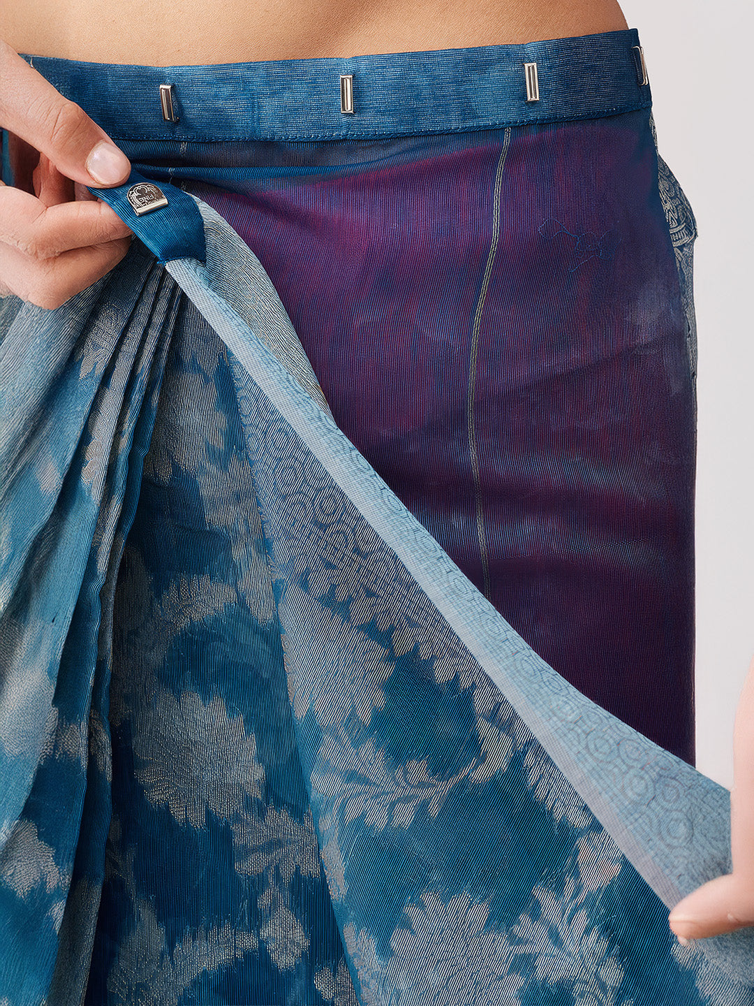 Janasya Women's Navy Blue Jacquard Ready To Wear Floral Printed Saree with Unstitched Blouse